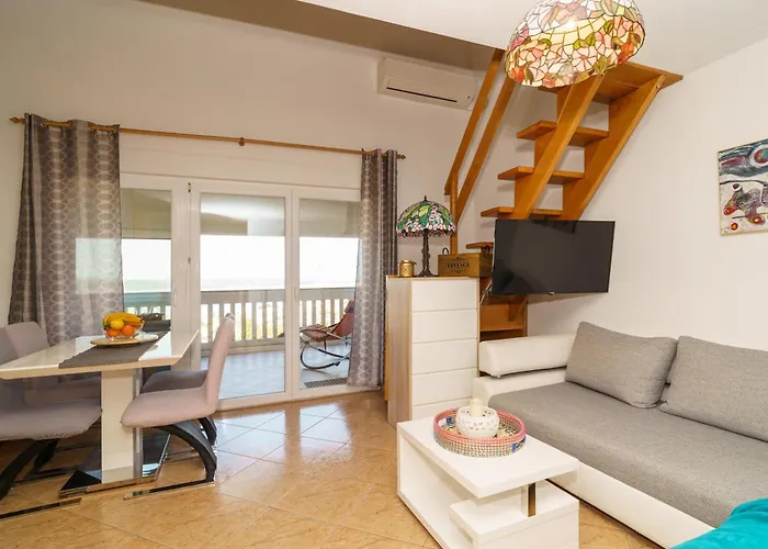 Stella Danica * Crikvenica